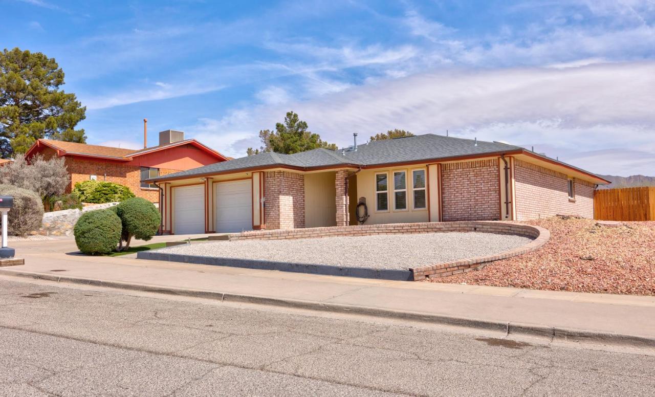 Home With Mountain View/Pool/Tub El Paso Exterior photo