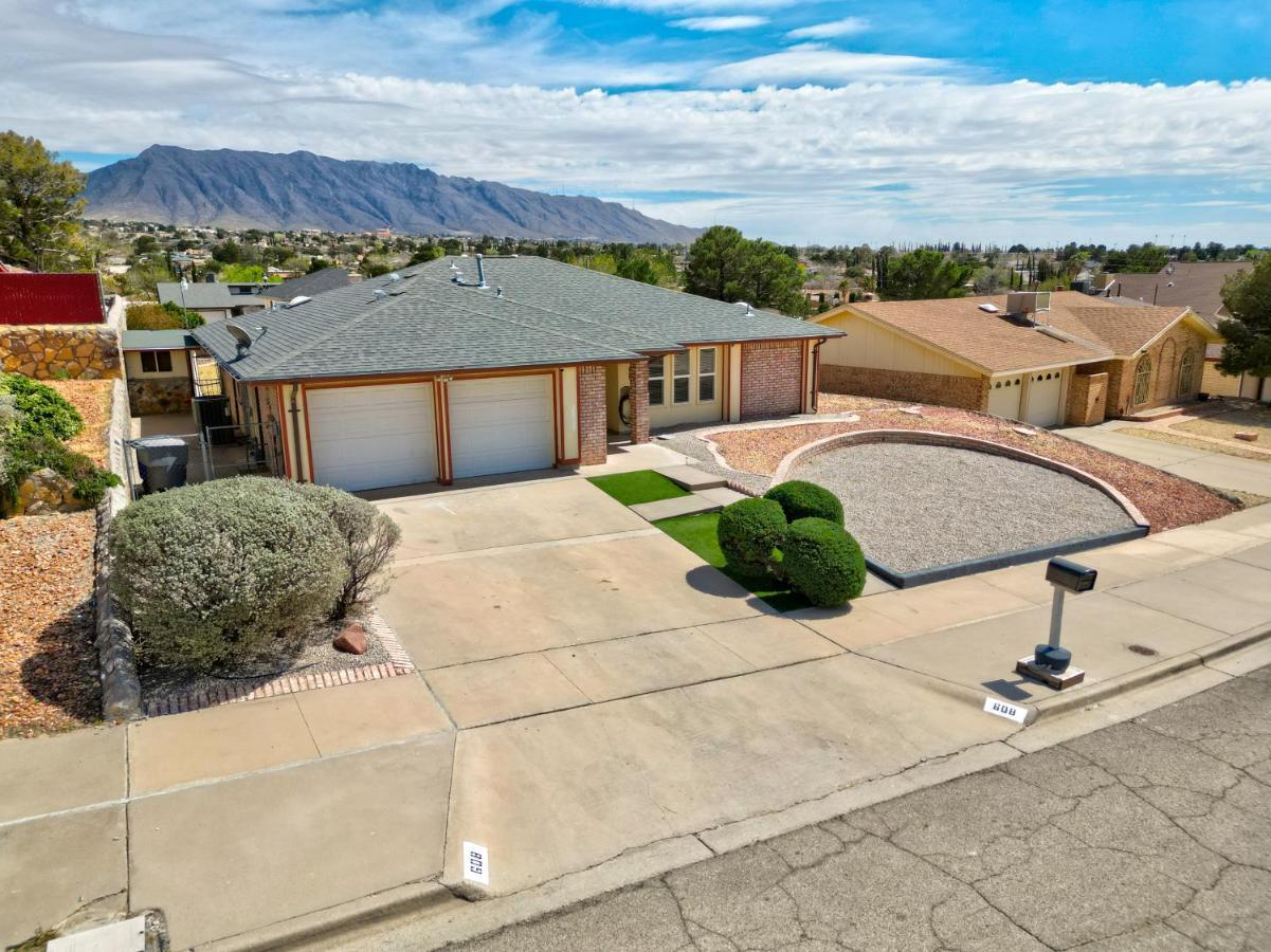 Home With Mountain View/Pool/Tub El Paso Exterior photo