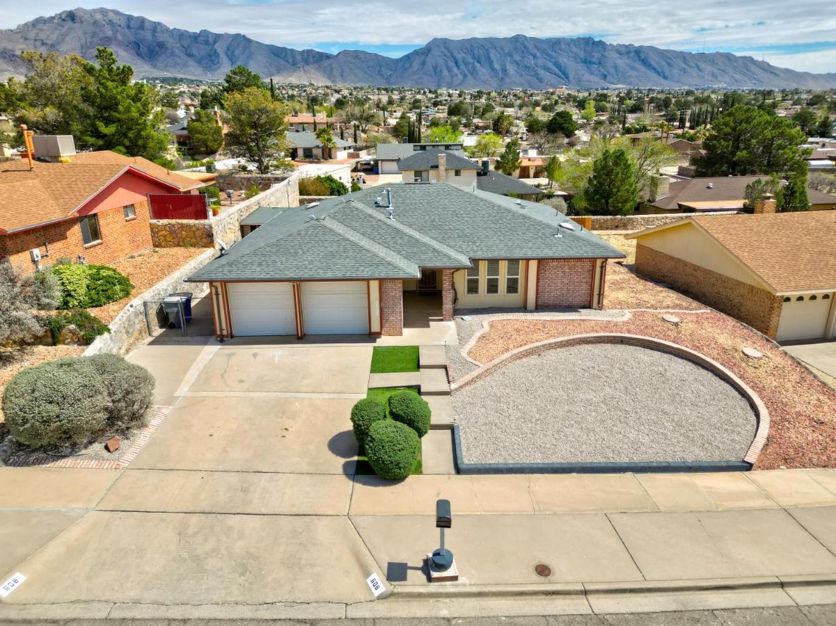 Home With Mountain View/Pool/Tub El Paso Exterior photo